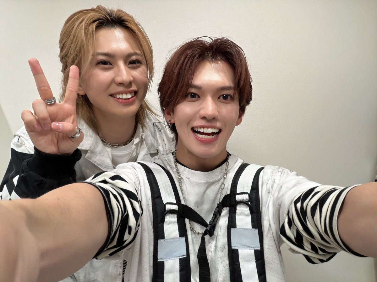 shogo_tamura's tweet photo. ACTORS☆LEAGUE in Brain 2025🧠

くるを筆頭に最高のチームワークで優勝&amp;脱獄に成功しました‼️
プロデューサー流司くん有難う御座いました

思考するってこんなにも楽しくてすげー疲れるんだなって
俳優である以上これからも思考し続けたいと思います

大悟とは相変わらず最高コンビだったよ🙃 https://t.co/NF6f3cJCMn