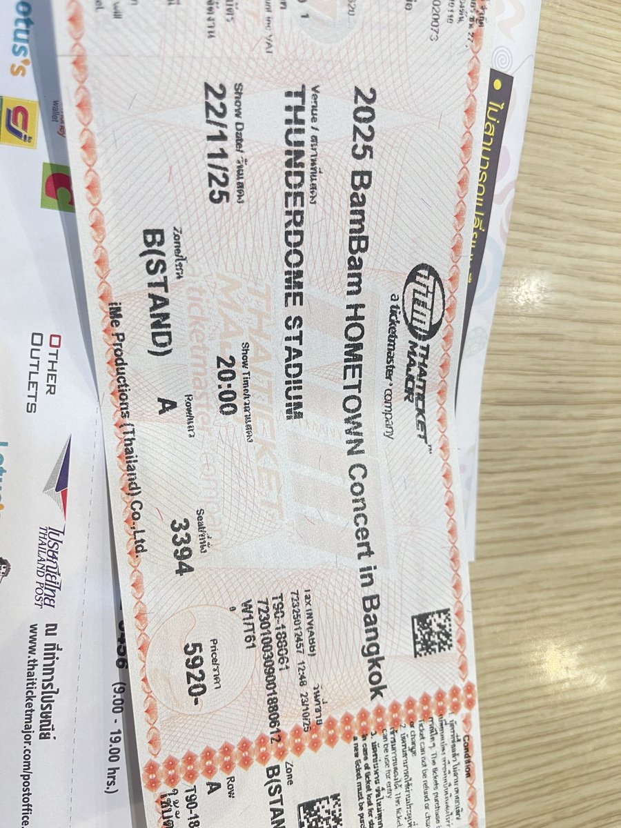 Aeya008's tweet photo. #BamBam_Concert_HOMETOWN
เราได้บัตรนั่ง 2 วันแล้ว เลยขอขายบัตรวันที่ 22 โซน B ค่ะ 3500 บาท  ไม่ต้องมัดจำ นัดรับจ่ายเงินหน้าคอนเสิร์ตค่ะ https://t.co/cqSiLNQtAu
