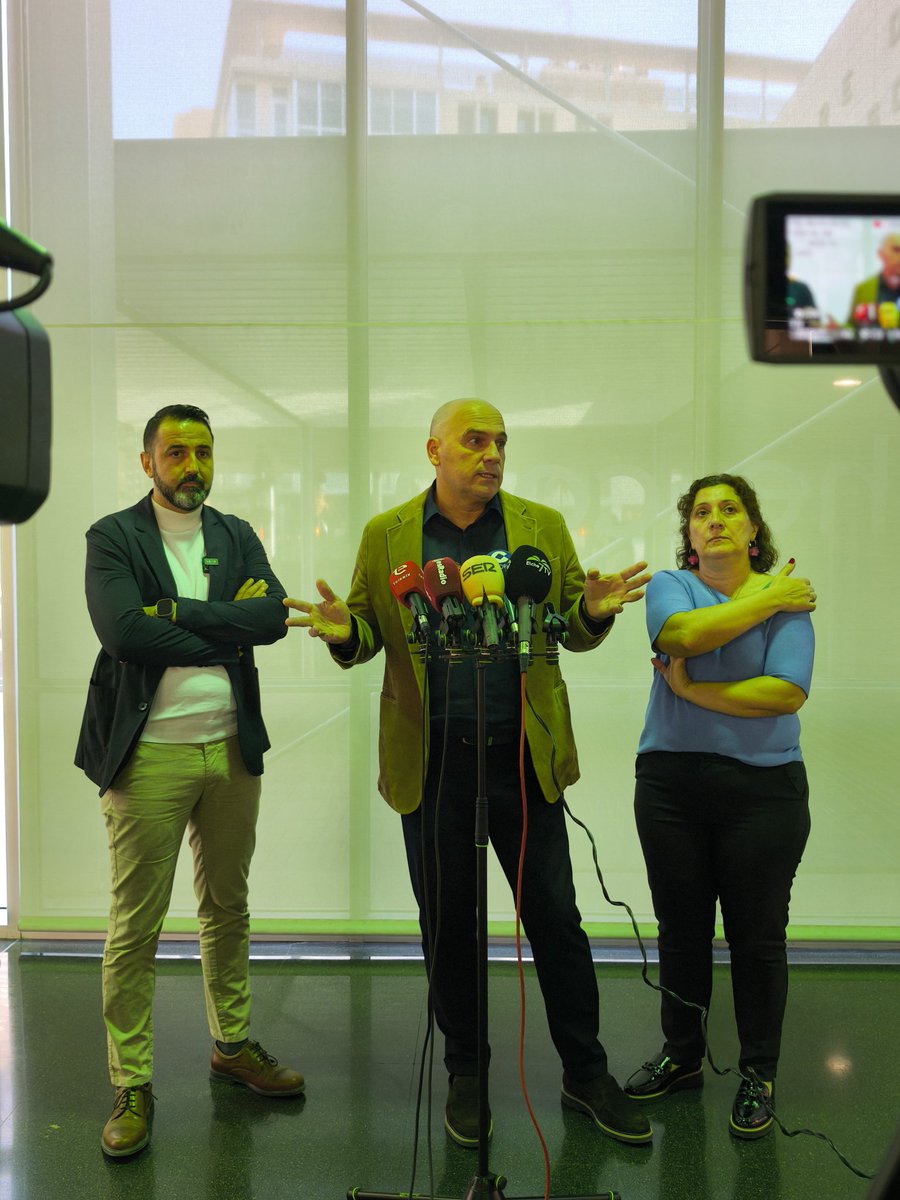 :
📍Centro d Congresos Elx Jornada Aplicación d IA en Entorno Laboral organizada x #UGTPVMuntanyaVinlopóVegaBaja  y CCOOVinalopó‑VegaBaja y el <a href="/ajuntamentelx/">Ayuntamiento de Elche - Ajuntament d'Elx</a>
📌 Con
 <a href="/isenent/">Ismael Senent</a> SG #UGTPVMuntanyaVinlopóVegaBaja
<a href="/tncalero_ugtpv/">Tino Calero</a> SG #UGTPV y especialistas en IA y relaciones laborales