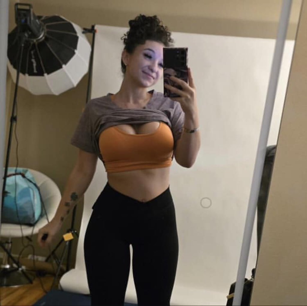 Amanda Kate (@amandakate151) on Twitter photo 