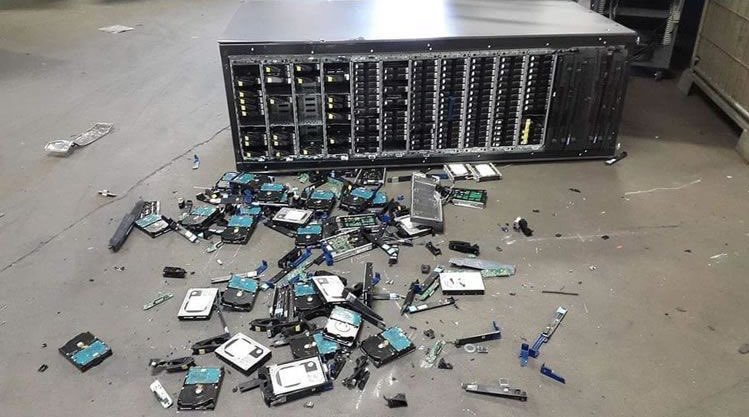 himanshustwts's tweet image. CLOUDFLARE