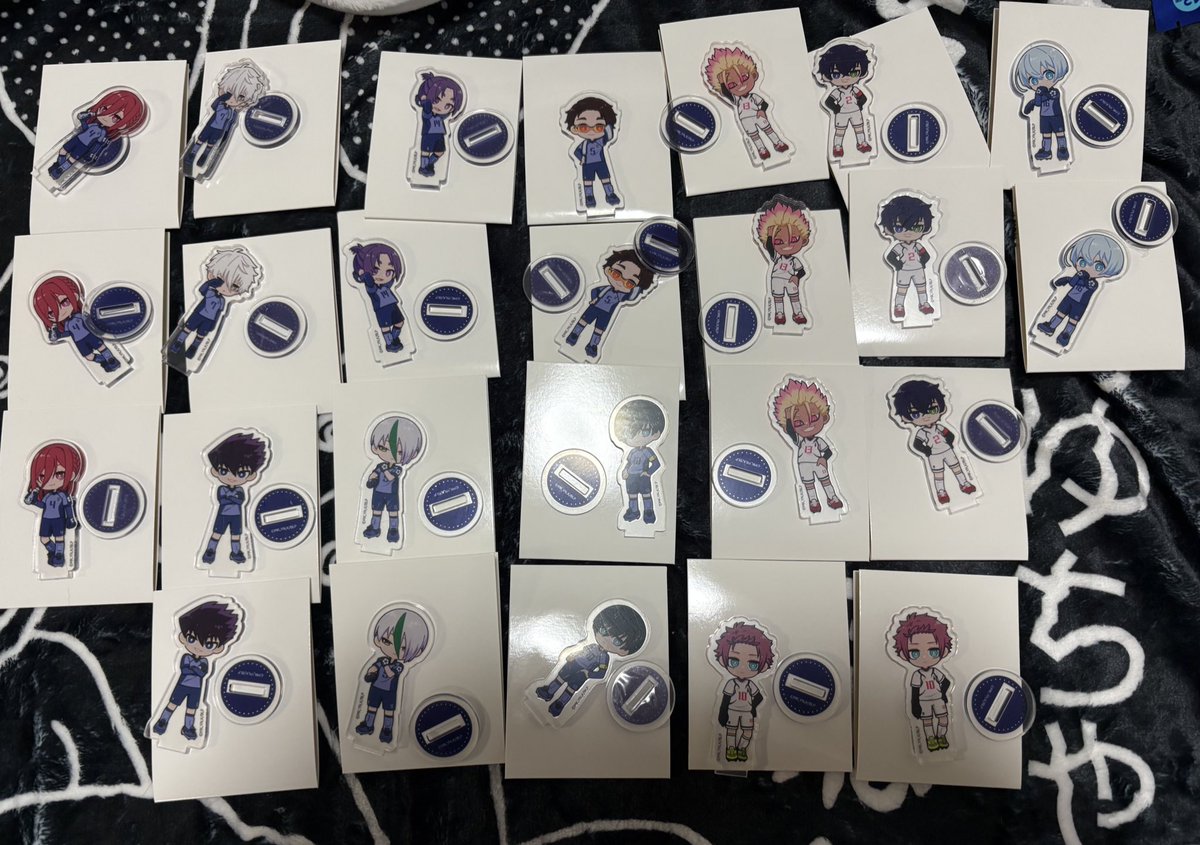 aym_app_hn's tweet image. 交換譲渡　ダイソー　ブルーロック　セリア　アクスタ

譲
千切3
凪2👑
玲王2👑
凛2👑
冴2👑
烏2
乙夜2
士道3🔸
愛空3🔸
氷織2

求
定価

👑は🔸（無くなり次第無印）同数お迎えください
検索からでもお気軽にお声掛けください