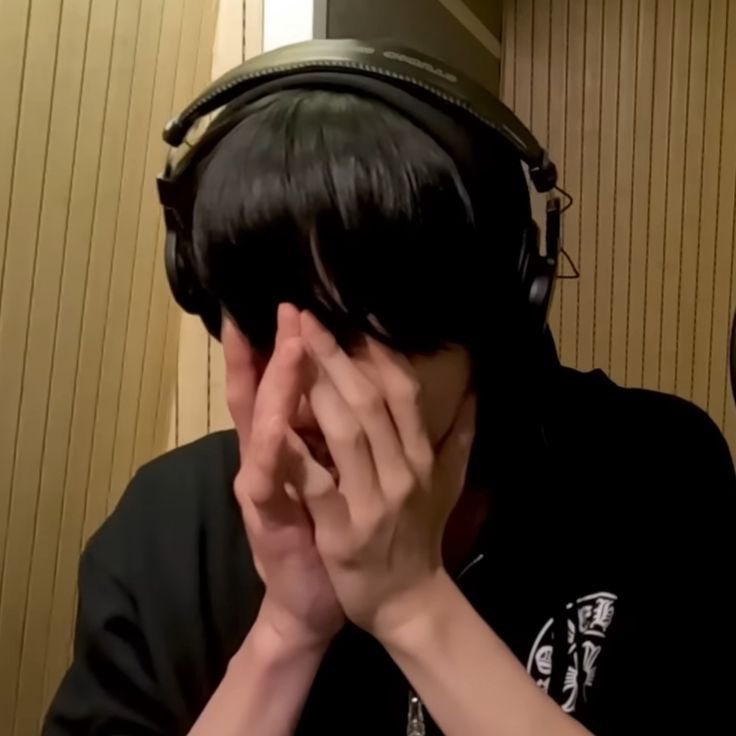 zipzunghaza's tweet image. 일하다가도 오늘아침에 페탐으로 애교부린 애인생각나서 녹음망친 기섟이.