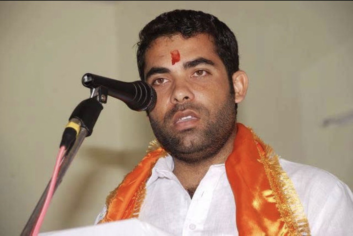मेरे बहुत ही आदरणीय बड़े भाई संघर्षशील, ओजस्वी वक्ता ,नेकदिल इंसान प्रदेश प्रवक्ता भाजपा हमेशा साथ निभाने वाले श्री लक्ष्मीकान्त भारद्वाज भाई साहब को जन्मदिन की हार्दिक बधाई एवं शुभकामनाएँ । आपका आशीर्वाद हमेशा बना रहे 🙏<a href="/lkantbhardwaj/">Laxmikant bhardwaj</a>