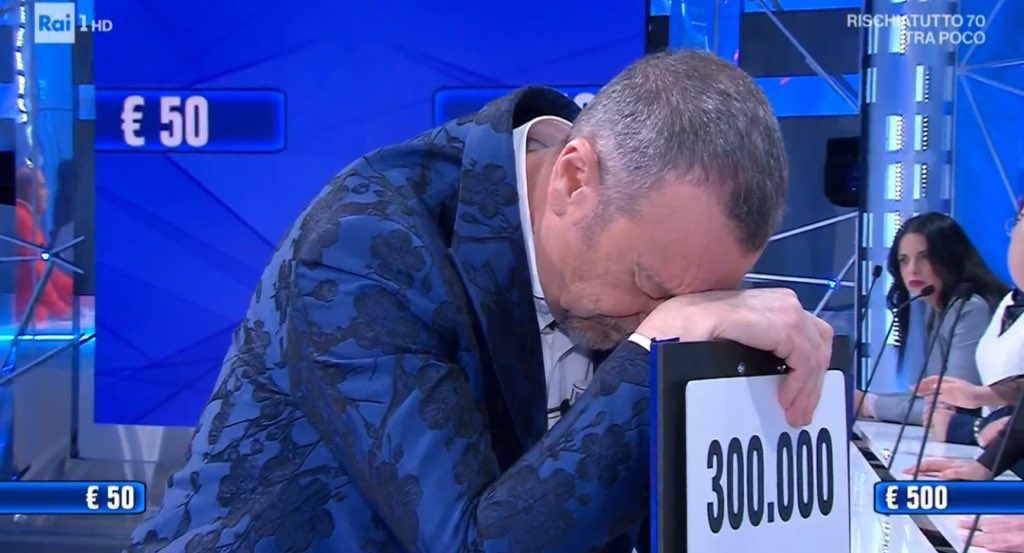 Voltalacarta tweet media