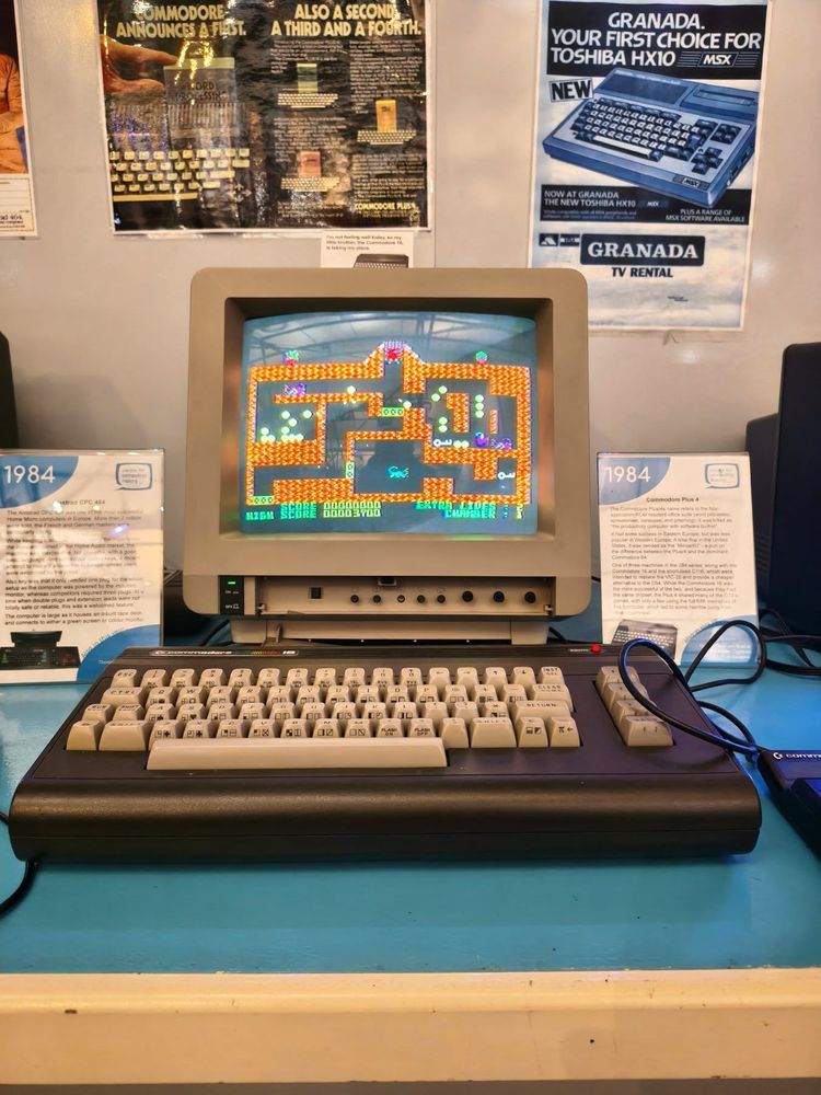 nostalnerd's tweet image. Commodore 16; the oddball underdog of the 8-bit era. Wedged between the VIC-20 and the C64, it came with just 16KB, a 7501 CPU, and a colour palette far fancier than its station in life. computermuseum computer commodore commodore16