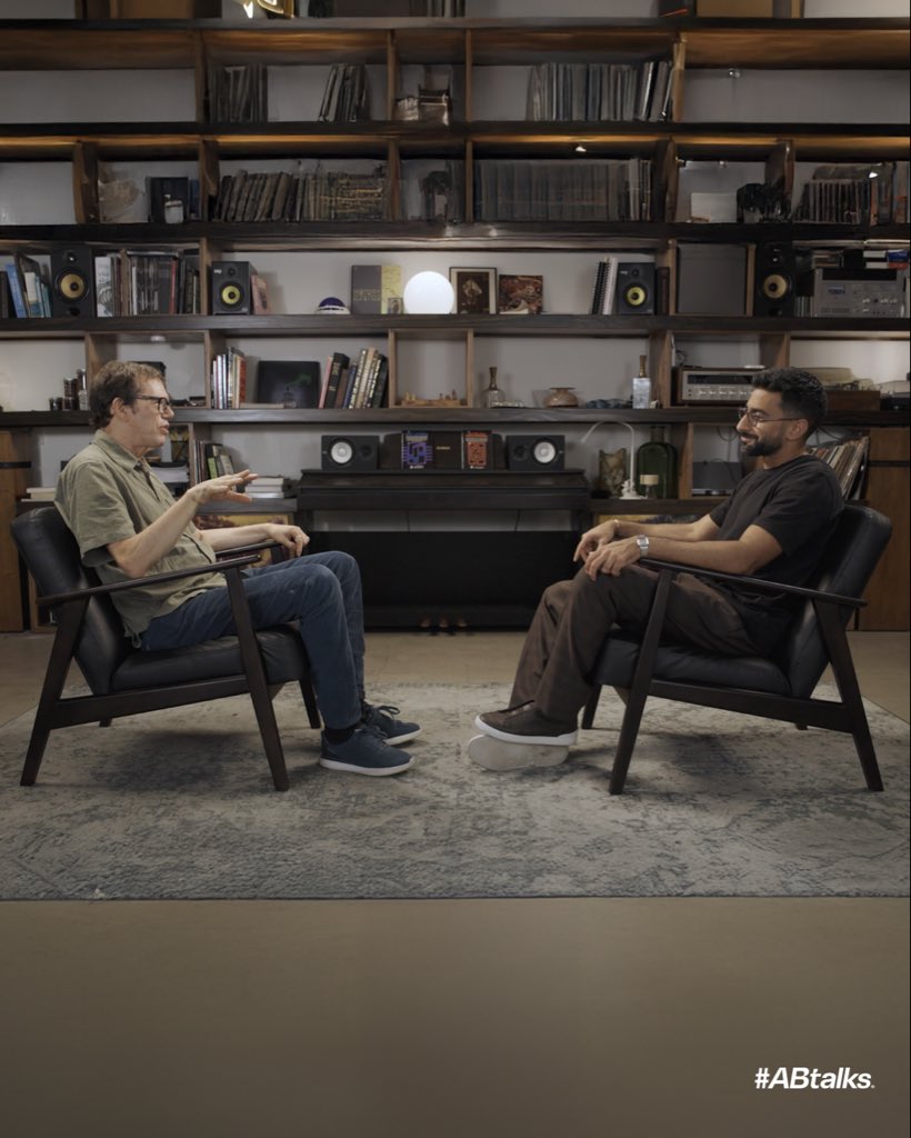 Tonight 🍿 #ABtalks with Robert Greene | Chapter 239 | مع روبرت غرين 📕✒️

Robert Greene — American bestselling author and speaker, the mind behind “The 48 Laws of Power”, “The Art of Seduction”, and other global titles — sits down for one of his most revealing interviews yet on