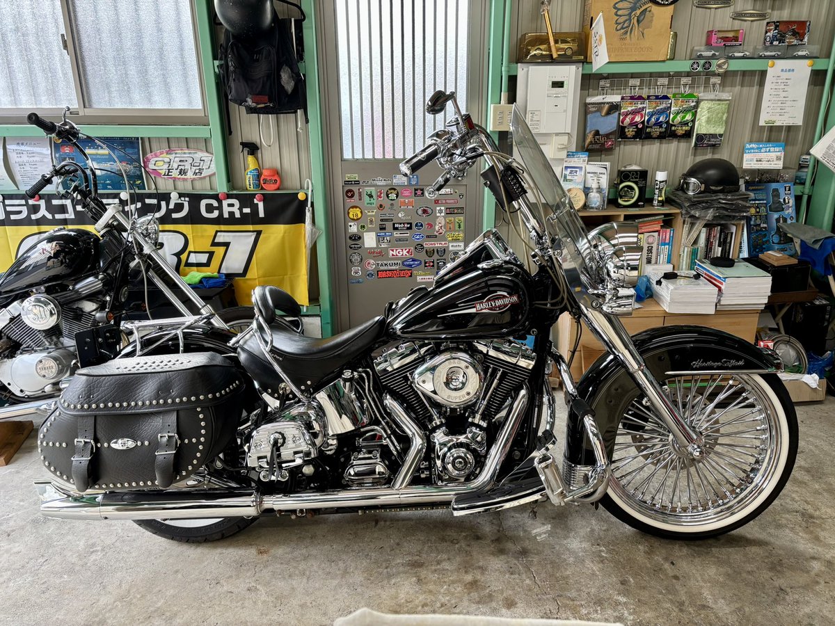 GrassroadTaka's tweet photo. ありがとうございます😊
2006年式 H-D FLSTC
岐阜県 N様
コーティングのメンテナンス
リアタイヤ交換
お待たせしました!車検も終わりお返しできます🙇🏻
#flstc
#ハーレーダビッドソ
#harleydavidson
#cr1ガラスコーティング
#グラスロード
#grassroad
#GrassroaD
#岐阜県
#大垣市
#墨俣町 https://t.co/RWj0twCbM0