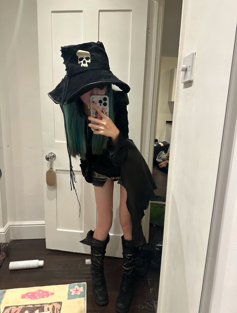 fflannd's tweet image. 伦敦小女巫:P
#男娘 #femboy #sissy