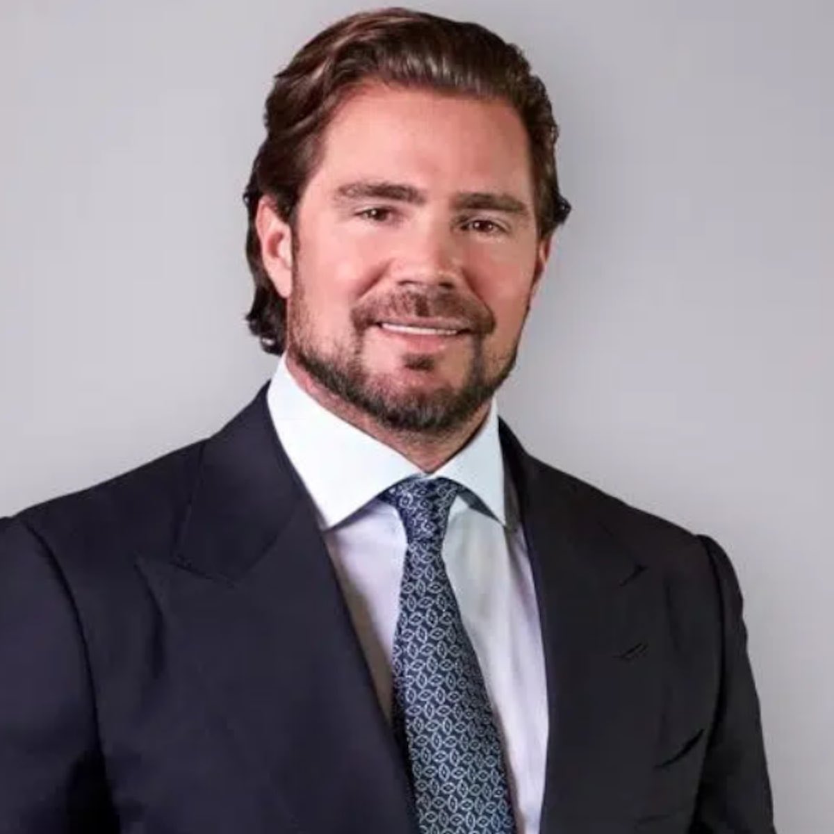 roberta_bastoss's tweet image. BRB, Banco Master e Flávio Bolsonaro: o triângulo que ruiu!

A teia envolvendo o Banco de Brasília (BRB), o Banco Master e Flávio Bolsonaro deixou de ser apenas um acúmulo de coincidências para se tornar um retrato cristalino de como os caminhos do poder político e financeiro se…