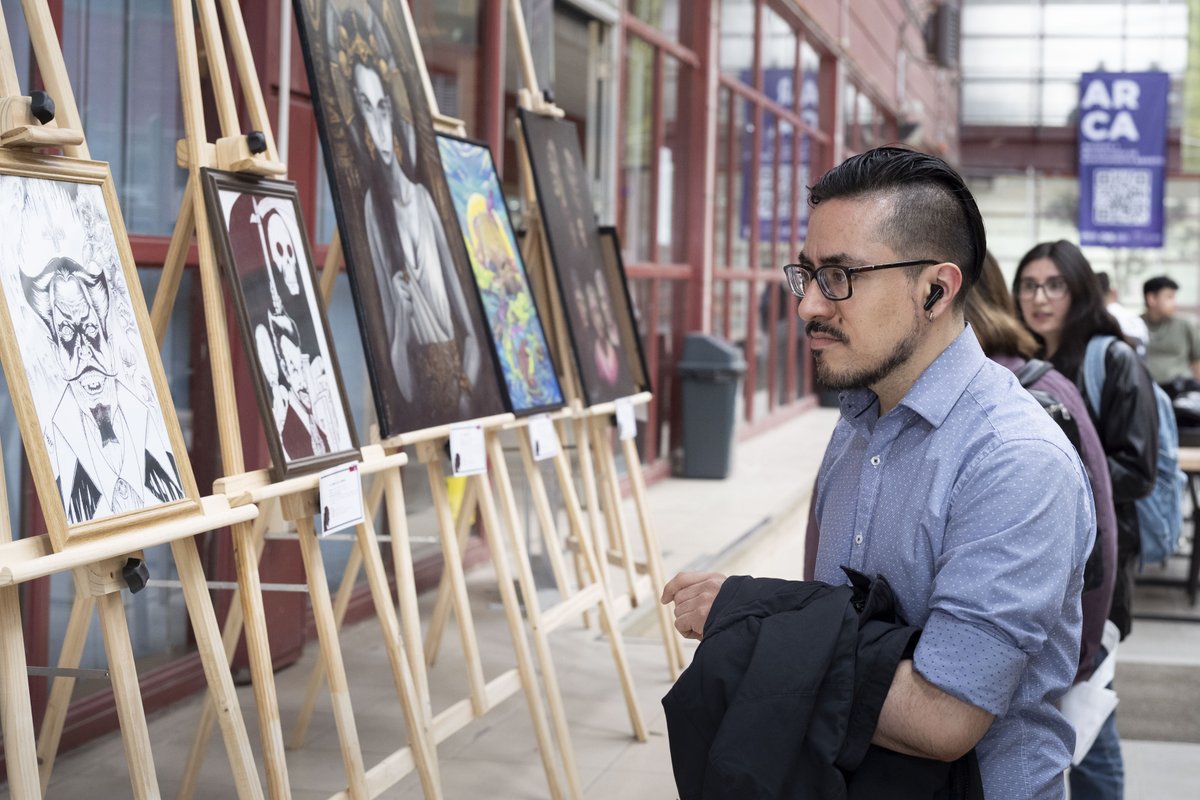 Así fue la exposición a 80 años de "El siniestro Doctor Mortis" en la UMAG, radioteatro creado en 1945 por Juan Marino y Eva Martinic. Revisa la nota de <a href="/umagtv/">UMAG TV</a>  youtu.be/4KtV_VcVzkA?si…