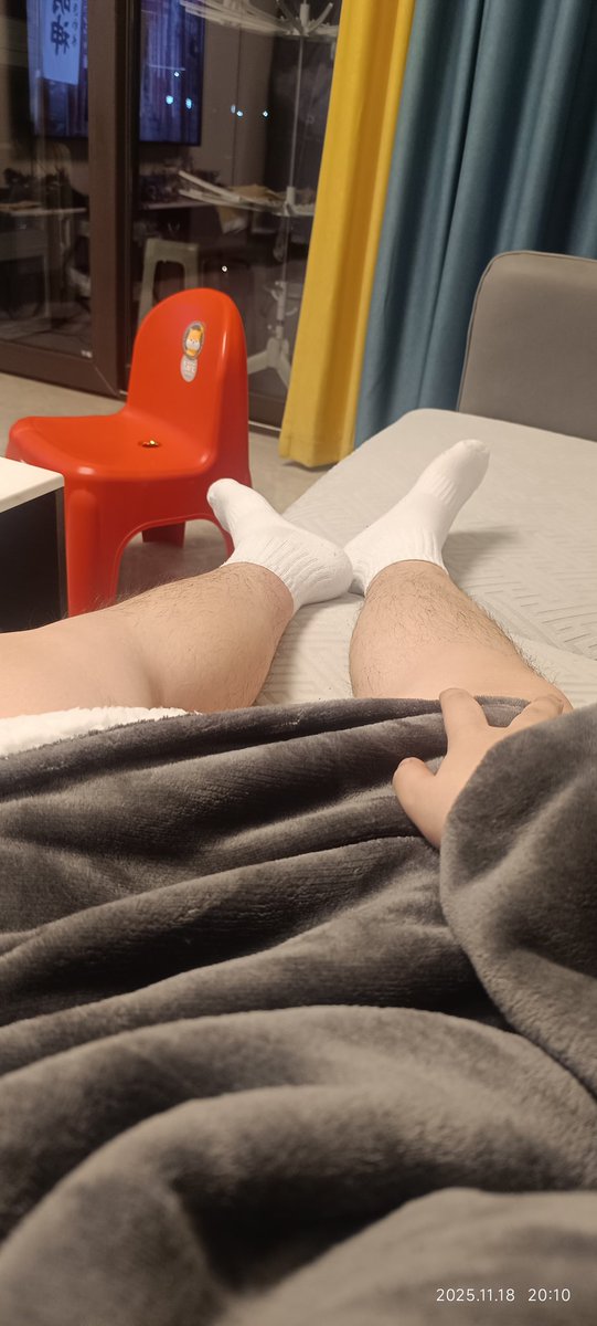 跟被子一样的睡衣真的很适合在家里穿，好舒服