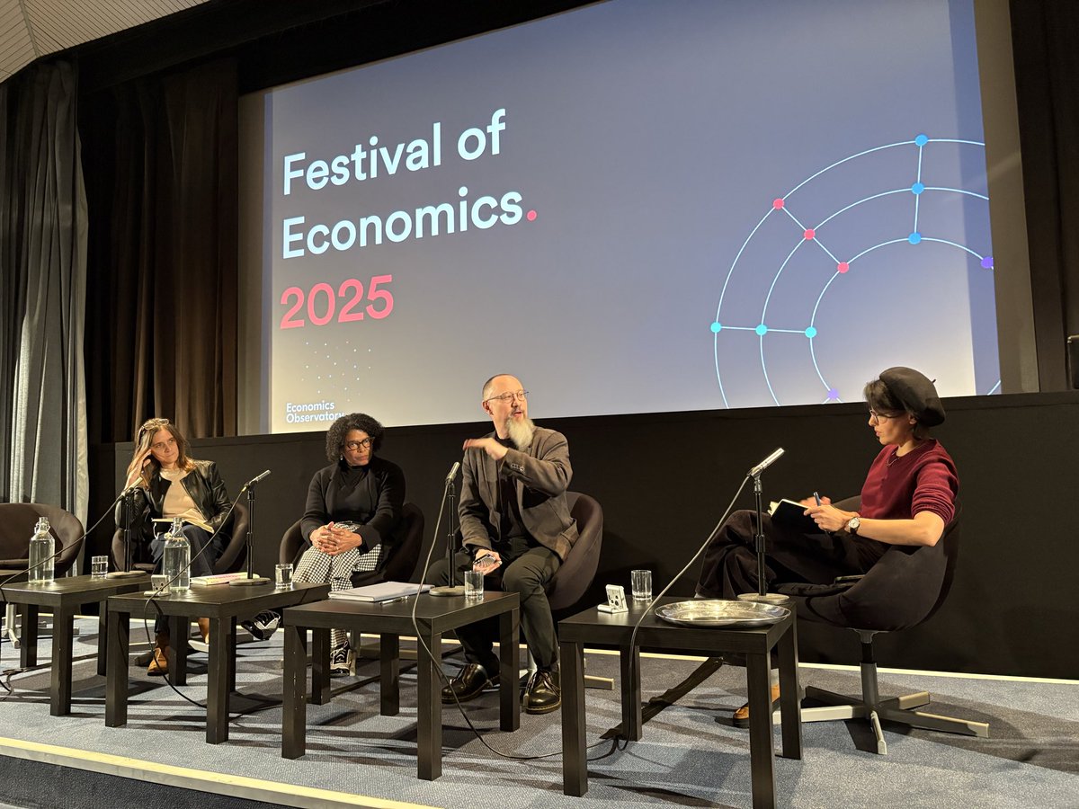 econromesh's tweet image. What explains the growing ideological #polarisation in many Western societies? What are the consequences &amp;amp; how can we build a less polarised future?

#economicsfest conversation @EconObservatory today with

@MehreenKhn  
@TerriGivens 
@ProfAFinlayson 
Sarah Smith @BristolUniEcon