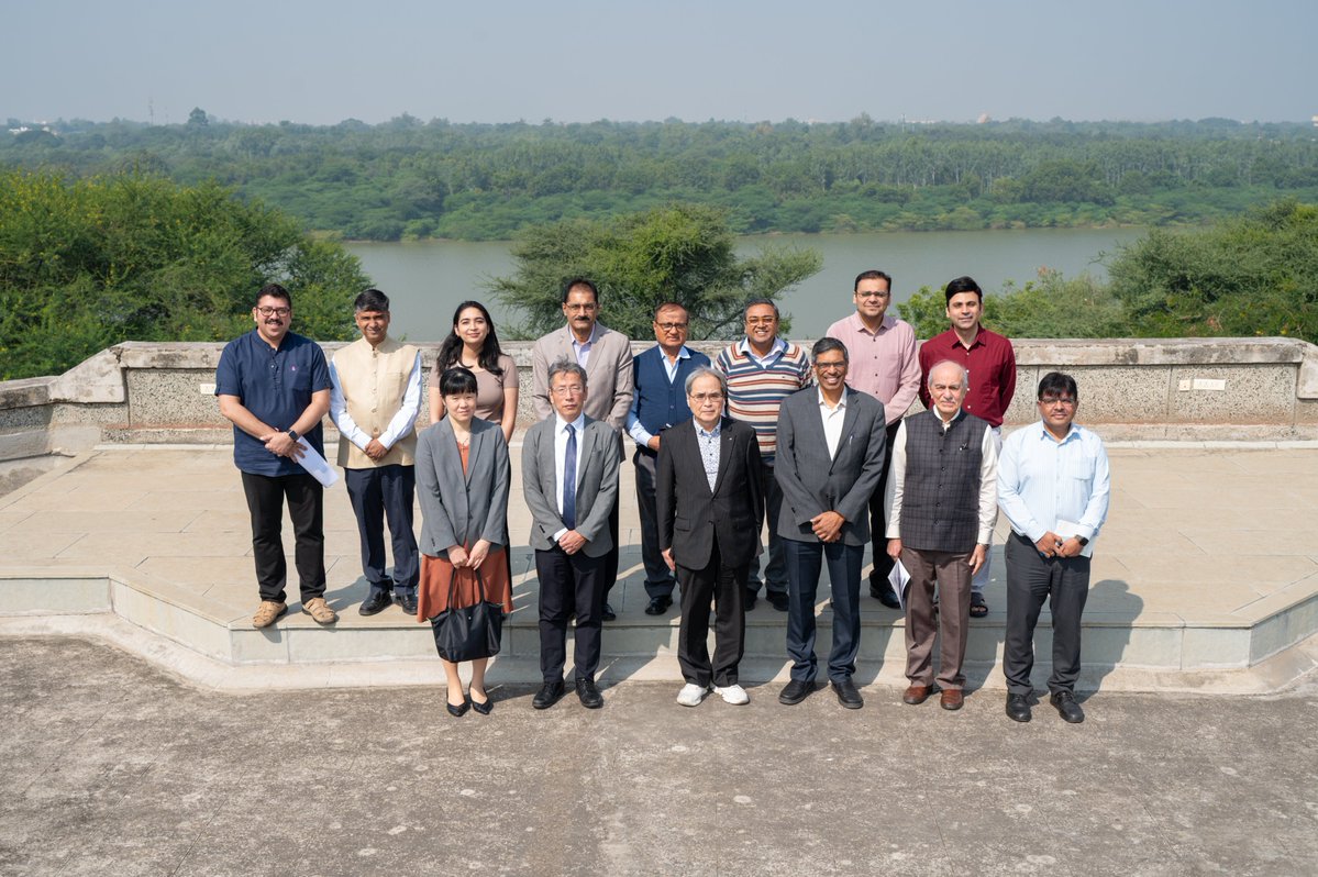 iitgn's tweet image. IIT Gandhinagar hosted a delegation from the Japan Science and Technology Agency (JST) led by Dr Kazuhito Hashimoto, President JST, on 17th November — marking a significant step toward deepening India–Japan research exchange and academic cooperation.