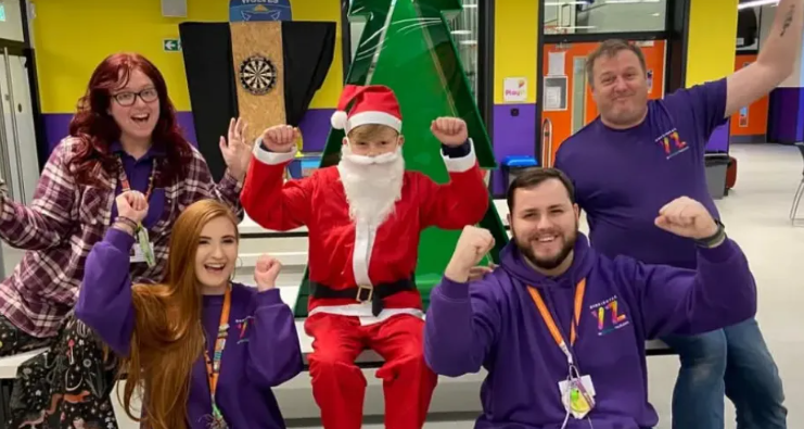 🎄 Lennie (Y7) is taking on an incredible Triathlon Challenge to support Warrington Youth Zone’s Christmas Toy Appeal! 🌟

🏊‍♂️ 250m Swim | 🚴‍♂️ 5.2 Mile Bike | 🏃‍♂️ 2.5 Mile Run
Read more: 

See our Facebook page to read more and donate