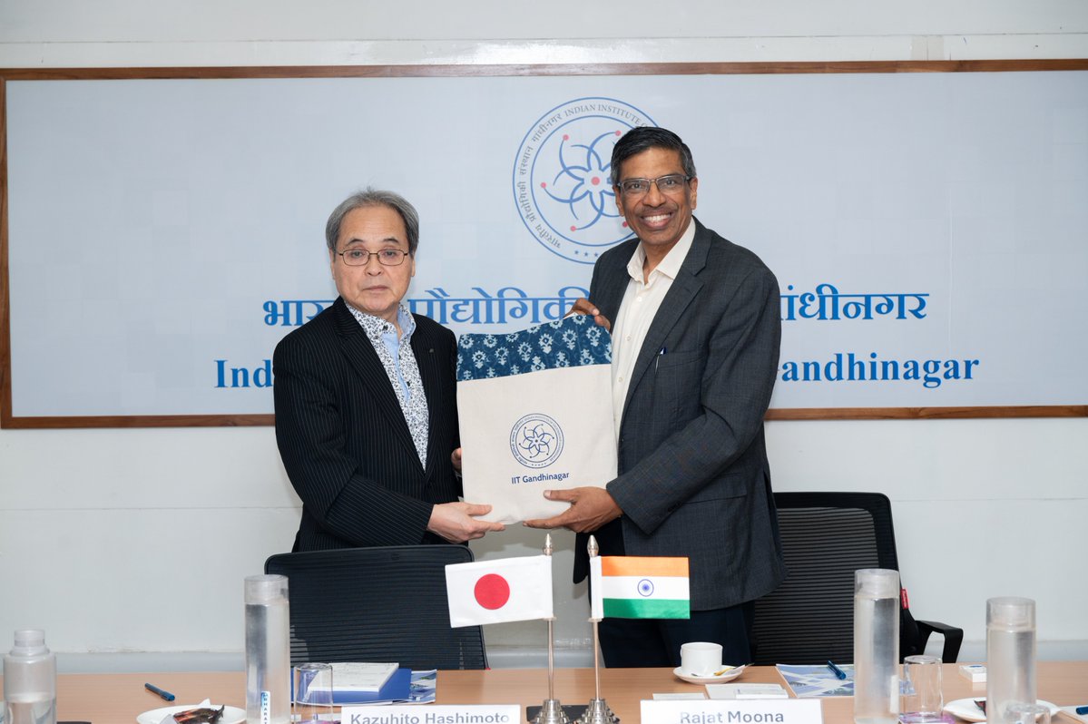 iitgn's tweet image. IIT Gandhinagar hosted a delegation from the Japan Science and Technology Agency (JST) led by Dr Kazuhito Hashimoto, President JST, on 17th November — marking a significant step toward deepening India–Japan research exchange and academic cooperation.