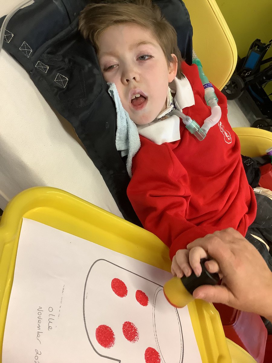 Mark making to decorate a mug template with a hand over hand. <a href="/DrumparkBadgers/">Drumpark Badgers</a> <a href="/drumparkprimary/">Drumpark</a>