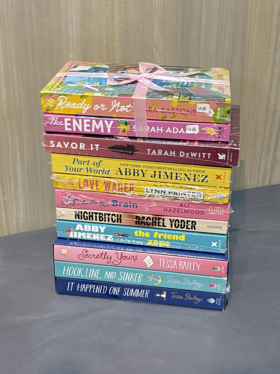 bbw bookmails 🍒🧚‍♀️