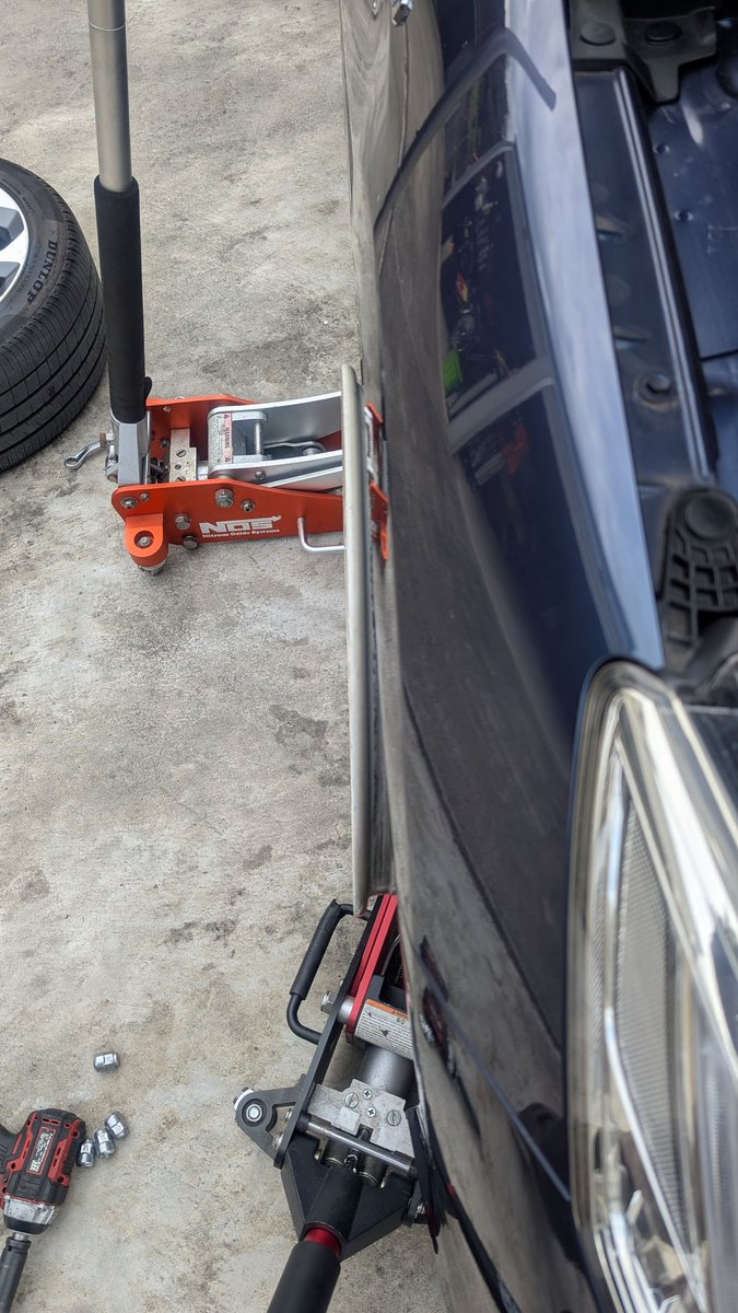 akira_CP3's tweet image. フロントは9.5J+38で15mmくらいでてるからやっぱり8.5J+40かなぁ
9J+30のRフェイスが良いけど10mmぐらいでる計算だしなぁ