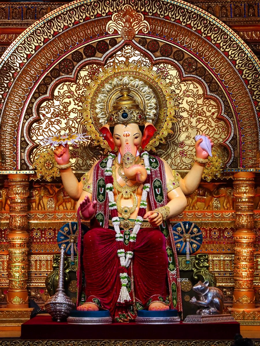 ॐ एकदन्ताय विद्महे, वक्रतुण्डाय धीमहि, तन्नो दंती प्रचोदयात्।🙏🙏
ॐ गं गणपतये नमः🌟🌼
✨🔥 मंगलमय सुप्रभात