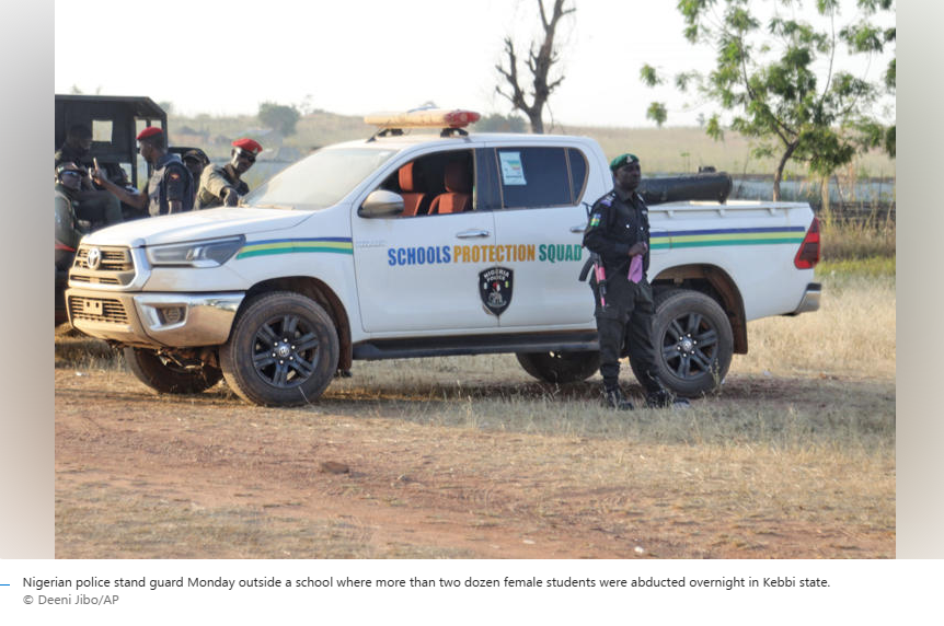 NetworkDirecto1's tweet image. 🚨Horror:   Boko Haram - Islamic extremists abduct 25 Nigerian schoolgirls, in the town of Maga.
   
Nigerian authorities were searching Monday for 25 students who were abducted from a girls’ secondary school by a group of armed assailants during the overnight hours in the…
