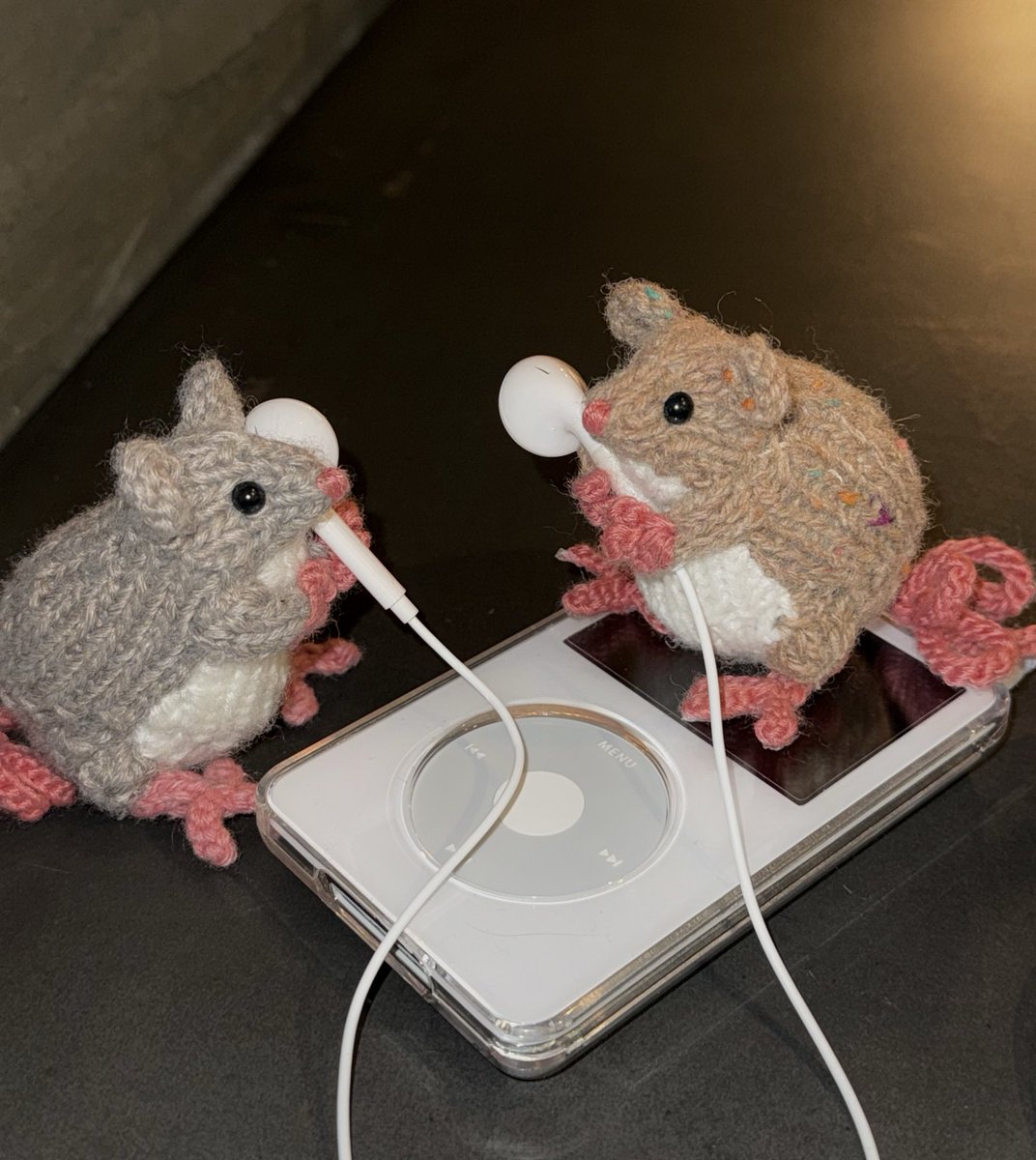 mxunzak's tweet image. 닝겐무얼듣는가