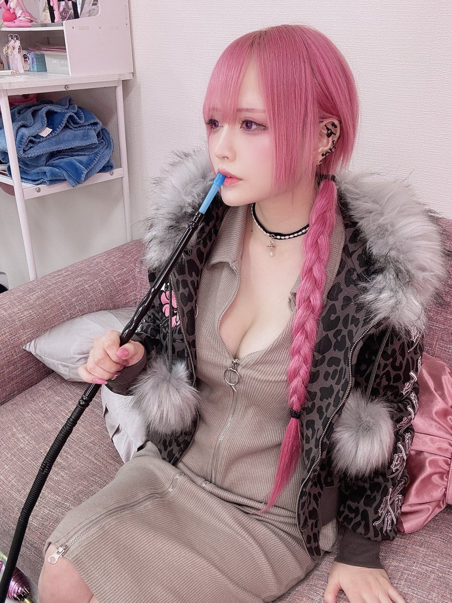 うさぎヶ丘秘密🐇🗝さんのエロ画像、2025年11月18日21時29分00秒に投稿