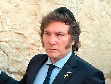 MarcoMira20's tweet image. Al igual que en Argentina, Kast pretende regalar el sur de chile a los israelíes, cuidemos Chile 🇨🇱 #ContigoCHV #Tudia13