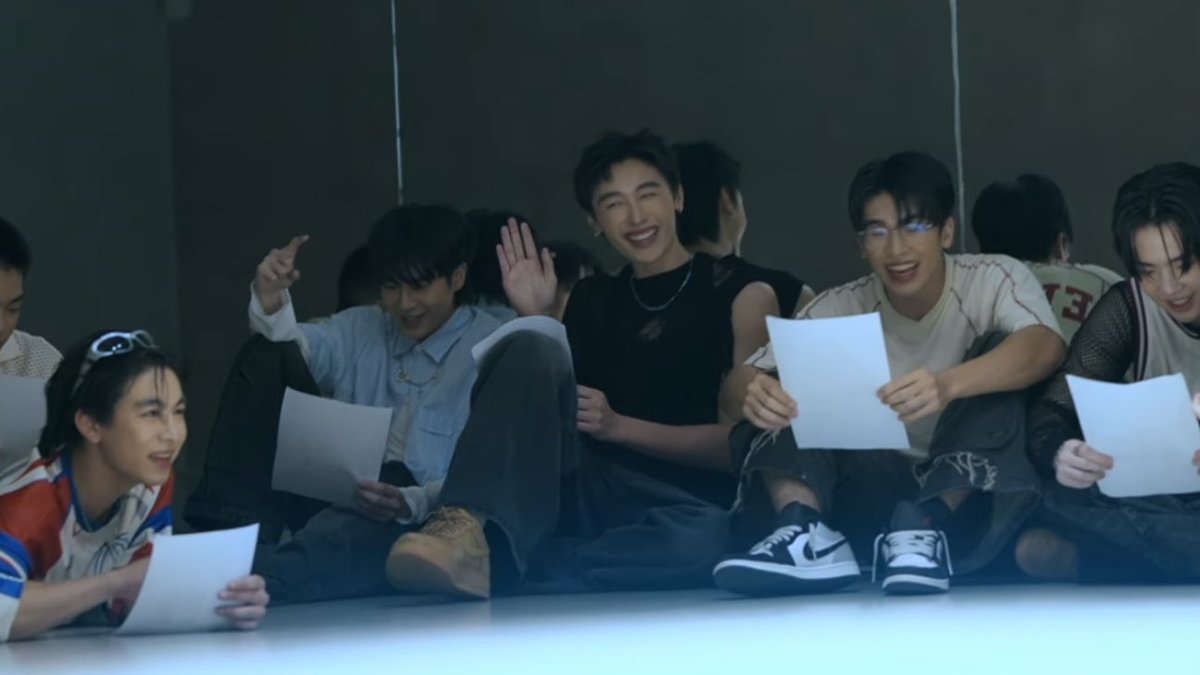 verishineoff's tweet image. เปิดมาด้วยน้องลูกตูนเป็นอะไรที่ถูก แบบ 10 10 10 หล่อมากค้าบ แล้วตามด้วยยิ้มหวานตาปิดซิกเนเจอร์ พี่สาวจะไปไหนรอด🤟🏼🤟🏼

#Toonyani @Toon4on__ 
#onetraineeNextchapterLoading
#onetrainee