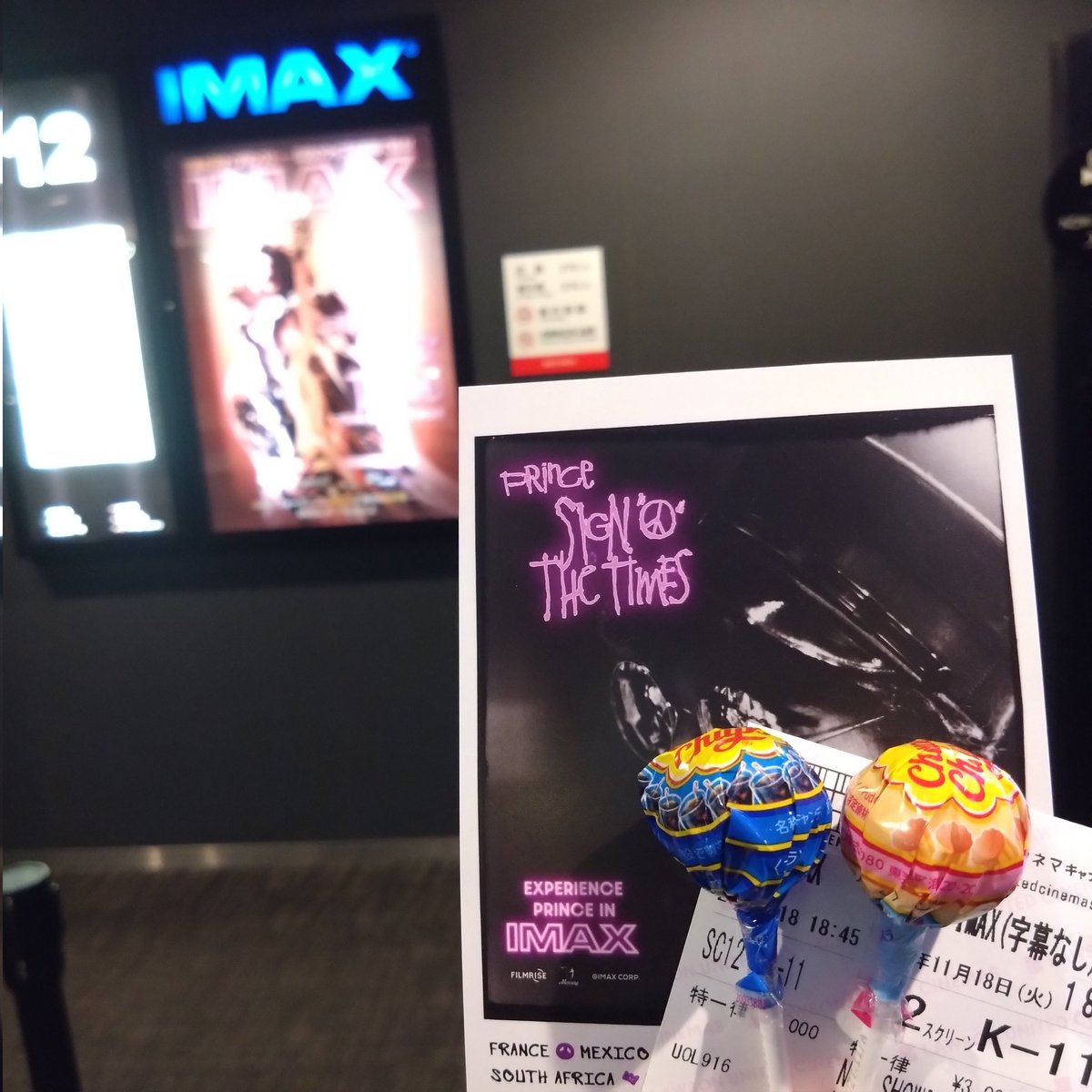 manamindmap's tweet image. ワケ有って平日午後に高速バスで福岡入り(*^^*)
キャナルシティで『 #プリンス ： #サイン・オブ・ザ・タイムズ 』鑑賞
何度見たか知れない映像作品もIMAX大スクリーンで観たら格別です！夢中でココア飲むのも忘れてました！！
まるさんと会えた～♪
キッドさんとふたり、今から高速バスで熊本へ(^-^ゞ