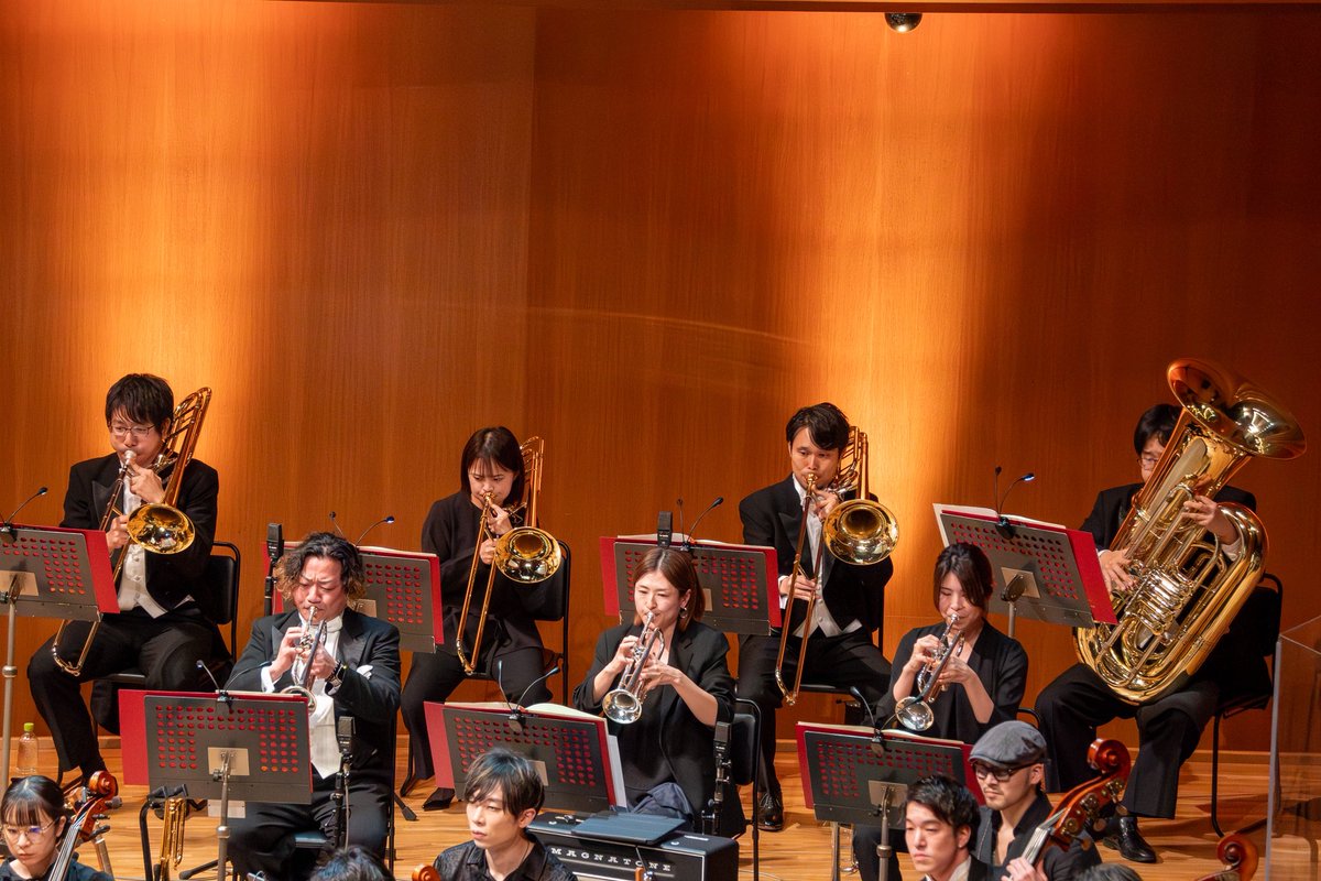 ArtsInnovator's tweet photo. 🌟【終演御礼】🌟

「Love with the orchestra – Weibo Japan Special Night Winter 2025」
無事に終演いたしました😌

ご来場いただいた皆さま、配信で参加いただいた皆さま、誠にありがとうございました❤️

ステージも客席も一体となる、心温まる時間──
アーティストの皆さん、オーケストラメンバー、ステージ裏でも“楽しかった！”の声があふれるほど、
とても幸せな公演になりました🎶

また皆さまとお会いできる日を楽しみにしています🥰

#ラブWオケ  #グランドフィル