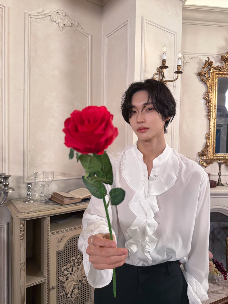 RIIZE_official's tweet image. 왕위 계승전🤴

#RIIZE #라이즈
#RISEandREALIZE 
#WE_RIIZE #위라이즈