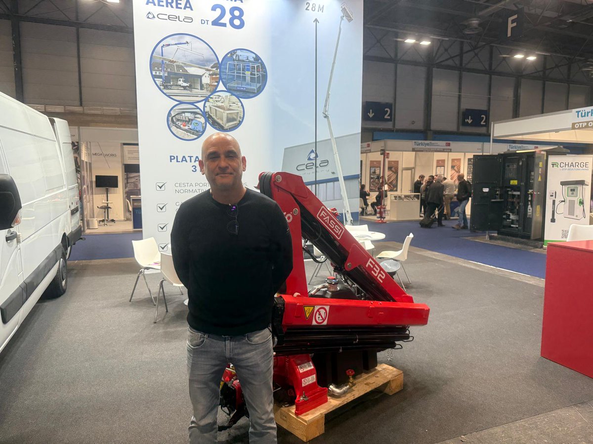 movicarga1's tweet image. 🚀 @transgruas  muestra innovación en @Matelec_  Madrid con dos de sus equipos destacados: la plataforma #Cela DT28 y la grúa articulada #Fassi F32.

movicarga.com/transgruas-en-…