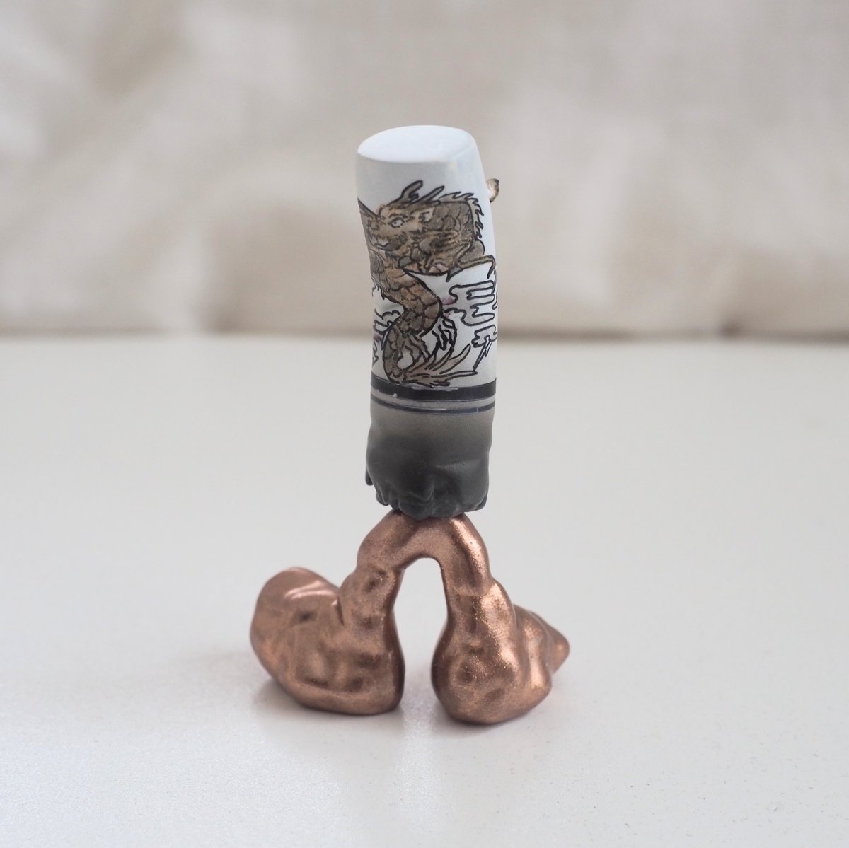 hanzakikawamame's tweet image. 🎁フォロー&amp;amp;引用RTでプレゼント🎁

①このアカウントをフォロー
②この投稿を引用RT
※タバコにまつわるエピソードを投稿してくれた方は当選率UP🙌

抽選1名様に、試作のYanie-:~をプレゼントします！
もんもん入りYanie-:~です🚬

続きもあります→