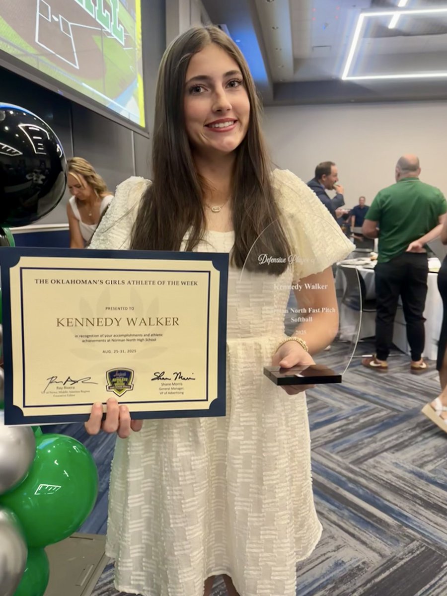 Softball Banquet-Sophomore year 💚🤍
🏆 Defensive Player of the Year 
🏆 The Oklahoman Player of the Week
🏆 Central Oklahoman All Conference       Honorable Mention 
🏆 6A-1 All District Honorable Mention

<a href="/gatorjack72/">Girls In The Game</a> <a href="/DirectRecruits/">Direct Recruits</a> <a href="/hunter_hays27/">Hunter Hays</a> <a href="/jaymebailey_/">Jayme Bailey</a>