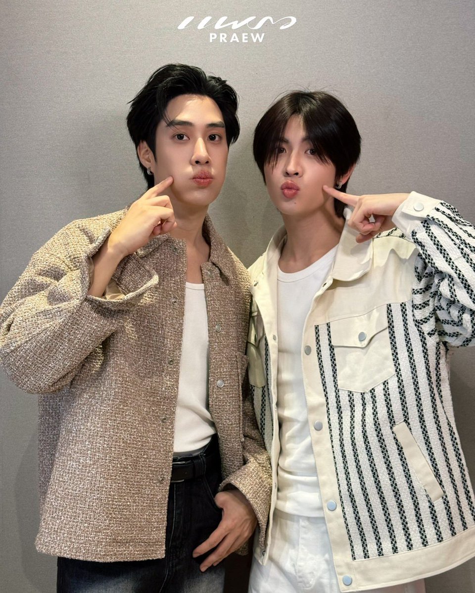 ขอบคุณทุกคนที่มาสนุกด้วยกัน ในงาน Praew Meet &amp; Read 'Tle &amp; Firstone’ : Magic Moment สัมผัสโมเมนต์พิเศษของ “เติ้ล &amp; เฟิร์สวัน” 🔮💓✨

TFO MEET AND READ

#PraewMeetAndReadXTleFirstone #TleFirstone #เติ้ลเฟิร์สวัน #Praewmag