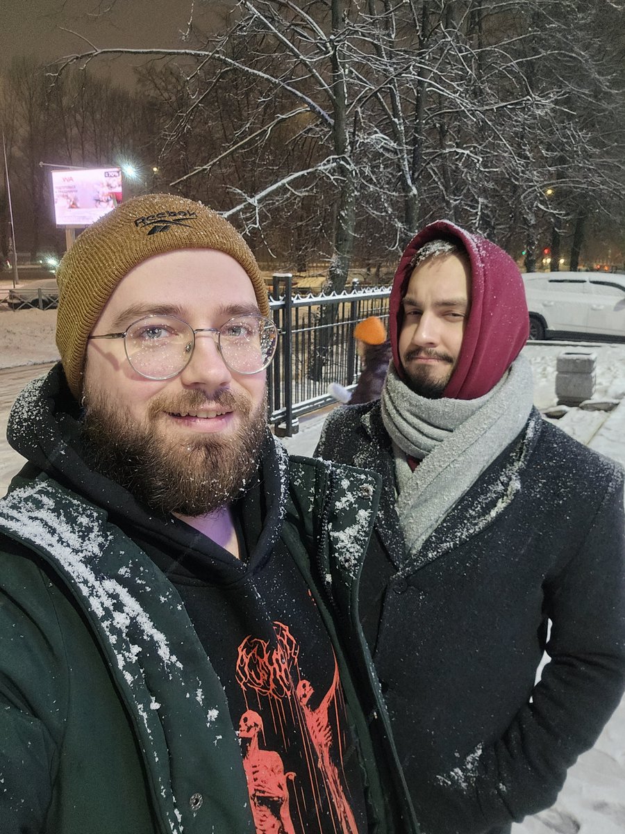 ahr_go's tweet image. везде снег 😍😍😍