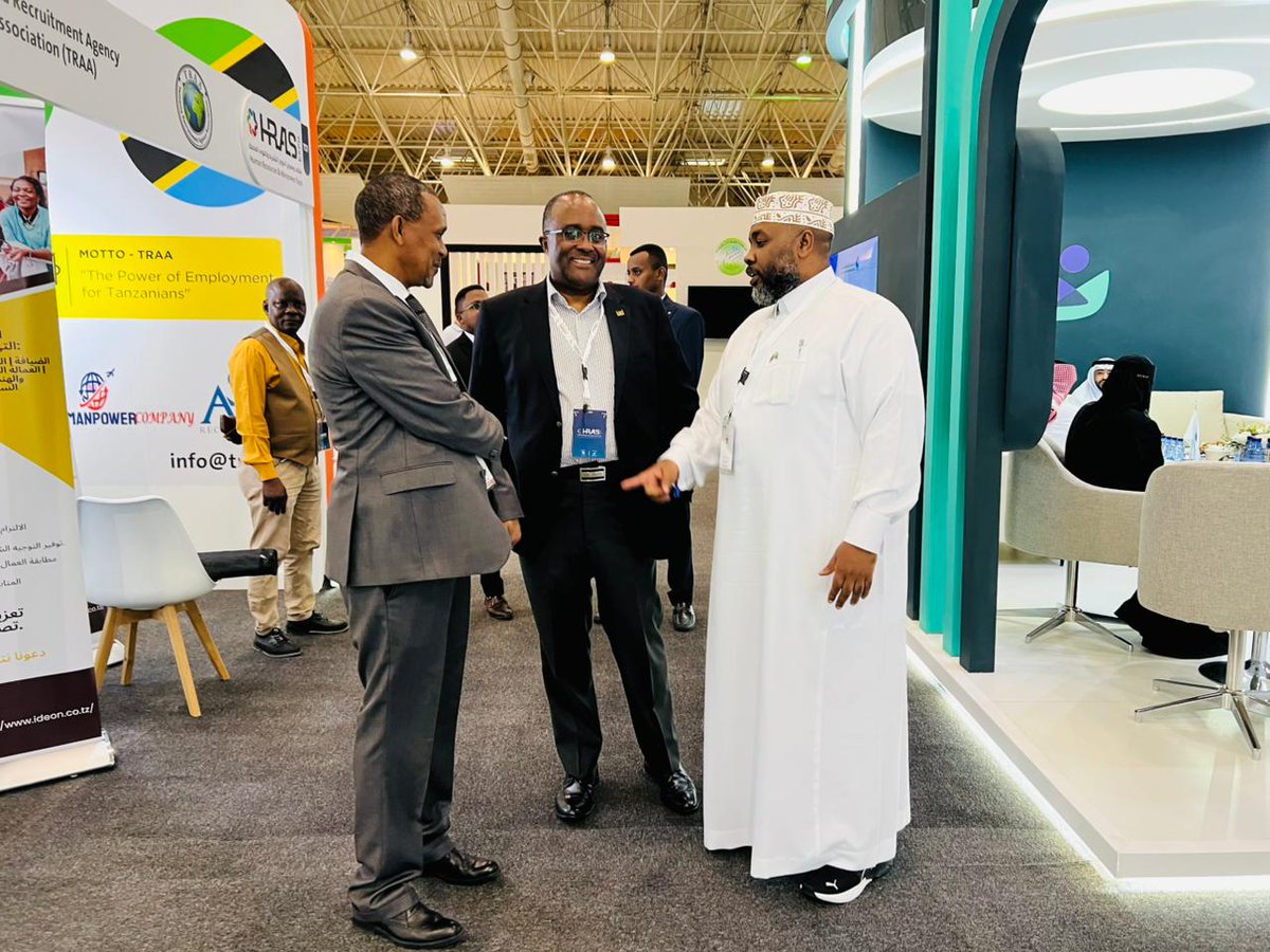 SuleimanRoba's tweet image. I was honoured to participate in Human Resources and Manpower Forum and Exhibition held at the Riyadh International Convention &amp;amp; Exhibition Center from November 10–13, 2025. The event was organized by Riyadh Exhibitions Company Ltd and brought together local and international HR…