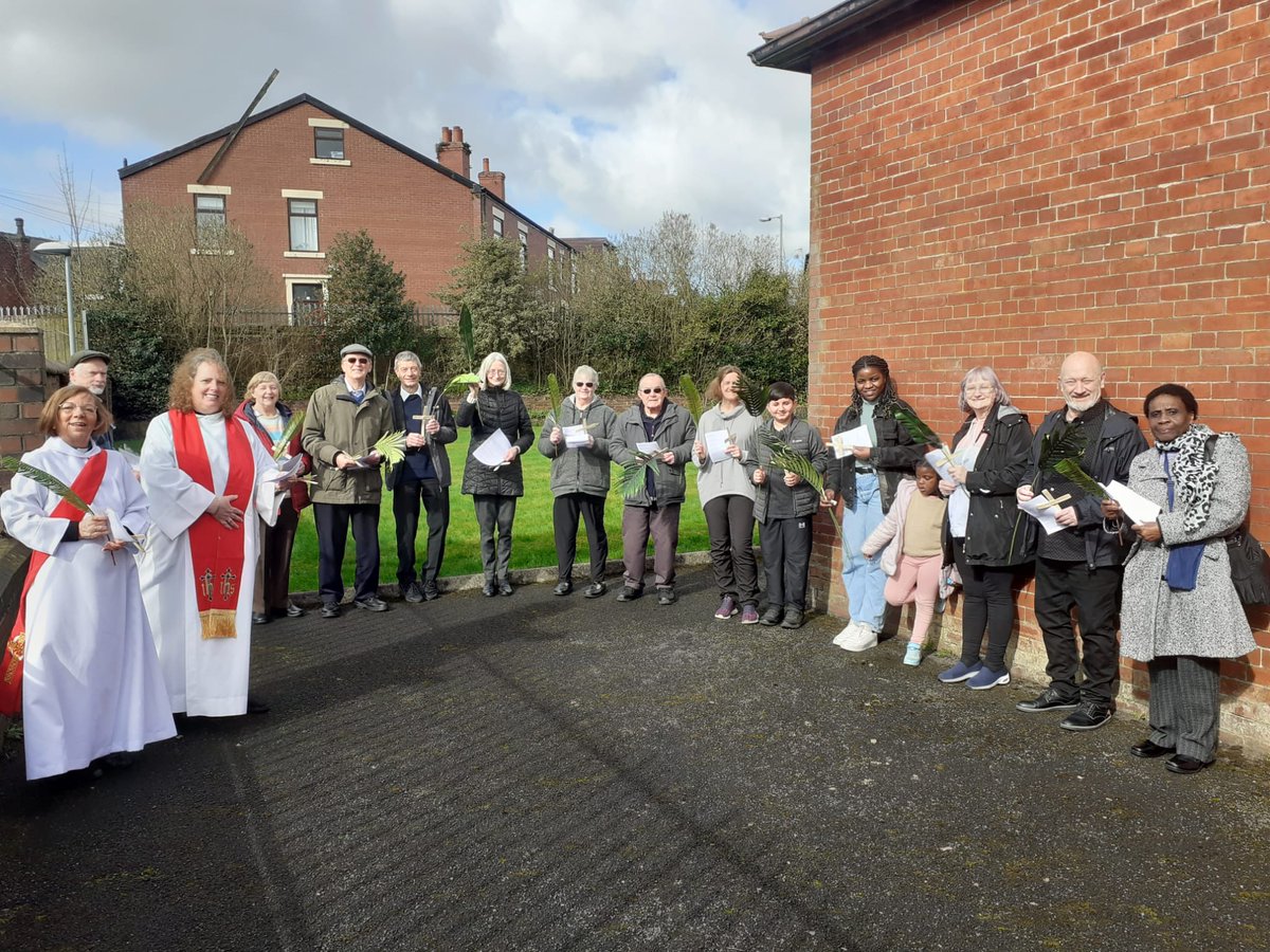 🙏

We pray for Deeplish and Newbold, comprising St Luke, Deeplish.

We pray for church members and the local community, that they may experience the peace and love of Christ in their lives.