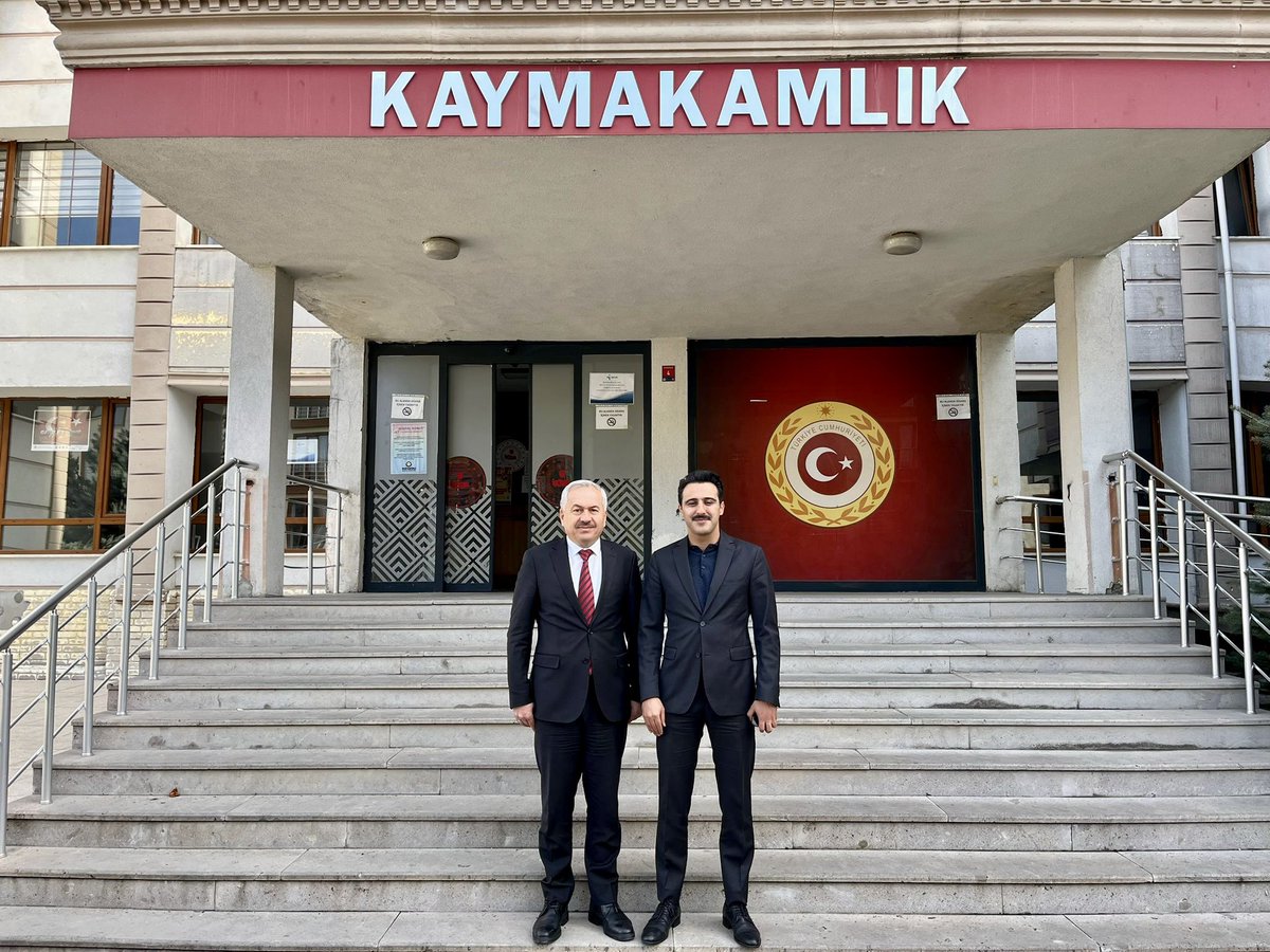 📌 İl Müdürümüz Harun Köksalan, Araç Kaymakamı Sayın Ali Emre Tekin'i makamında ziyaret etti.

🔹 Gerçekleştirilen ziyarette, ilçemizde yürütülen sosyal hizmet çalışmaları üzerine kapsamlı değerlendirmeler yapıldı ve karşılıklı istişarelerde bulunuldu.