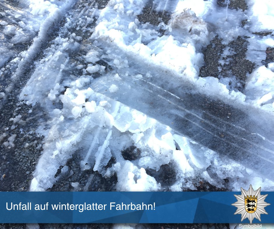 Unfall auf  Spaichinger Straße bei Balgheim: Fahrer verliert auf glatter Fahrbahn Kontrolle und landet im Graben. Am Auto: noch Sommerreifen.
‼️WICHTIG:
• Tempo runter
• Abstand rauf
• Scheiben frei
• Keine ruckartigen Lenkmanöver
• Winterreifen min. 4 mm Profil