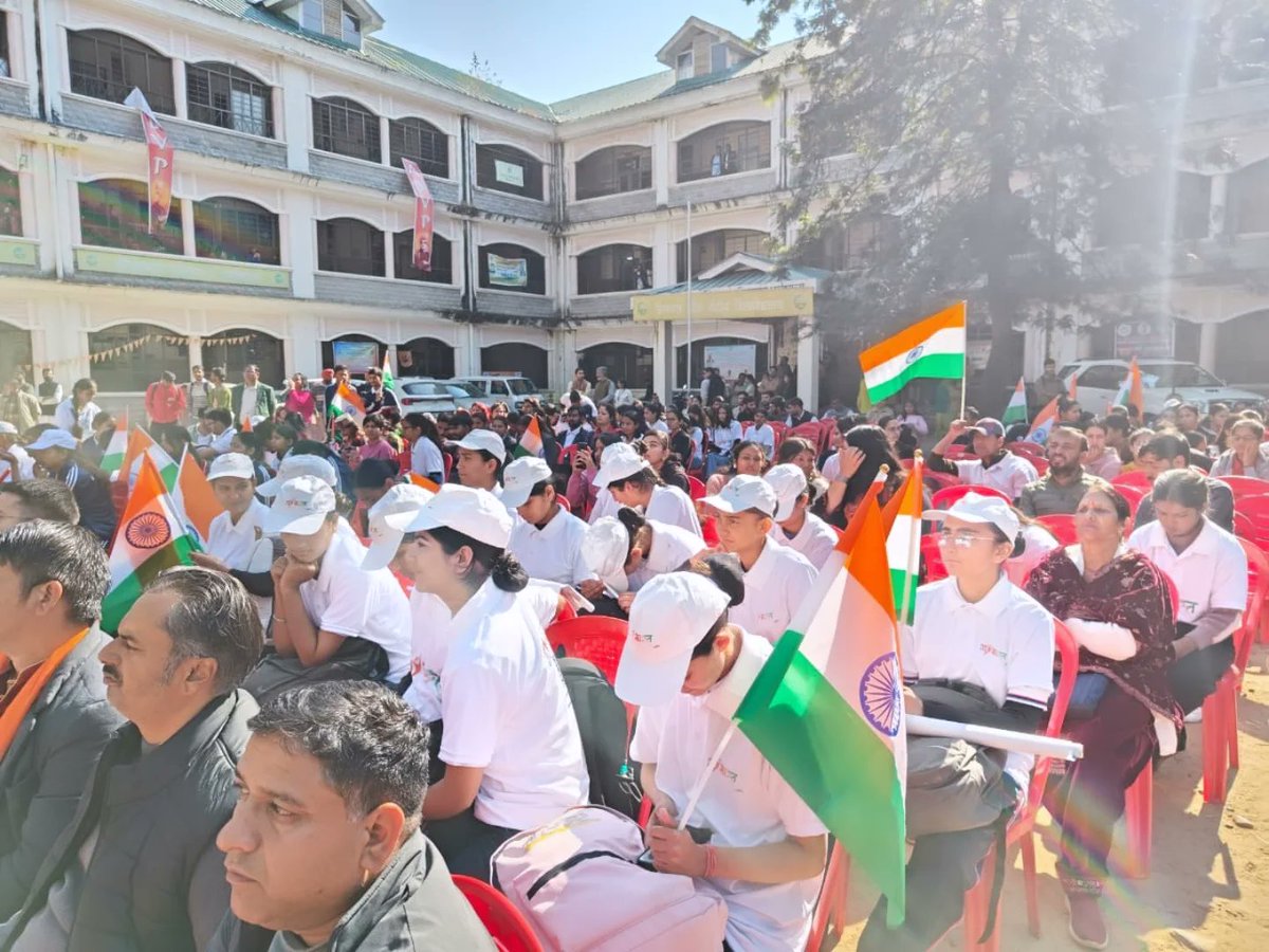 InduGoswamiBJP's tweet image. युवा साथियों द्वारा केंद्रीय विश्वविद्यालय से उपायुक्त कार्यालय तक निकाला गया “Unity March” अत्यंत प्रेरणादायी रहा।
#runforunity 
#SardarPatel150 
2/3