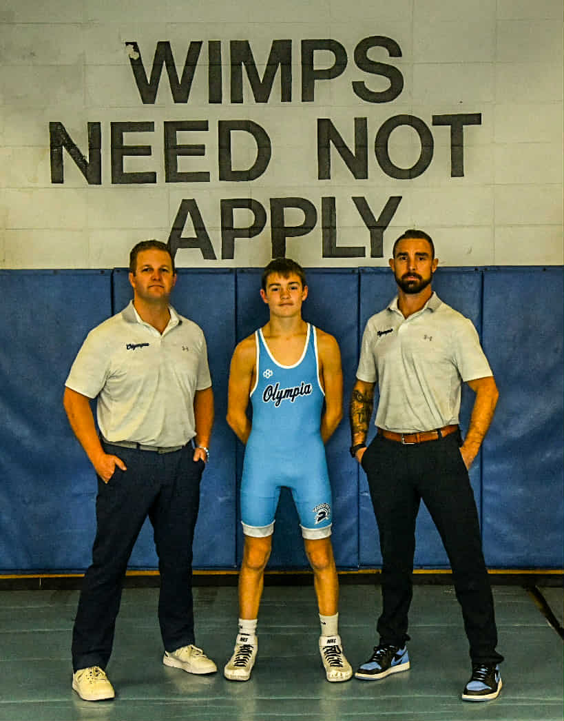 CAswingman24's tweet photo. As another winter approaches it’s my favorite time of the year……
#SpartanWrestling #BTA https://t.co/L8sDQPrtNK