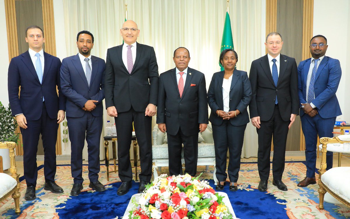 POEthiopia's tweet image. President Taye Atske-Selassie received Ambassador Elchin Amirbayov,Special Envoy of Azerbaijan’s President.Their discussions focused on further strengthening the growing cooperation between #Ethiopia and #Azerbaijan particularly in trade, investment, agriculture and connectivity.