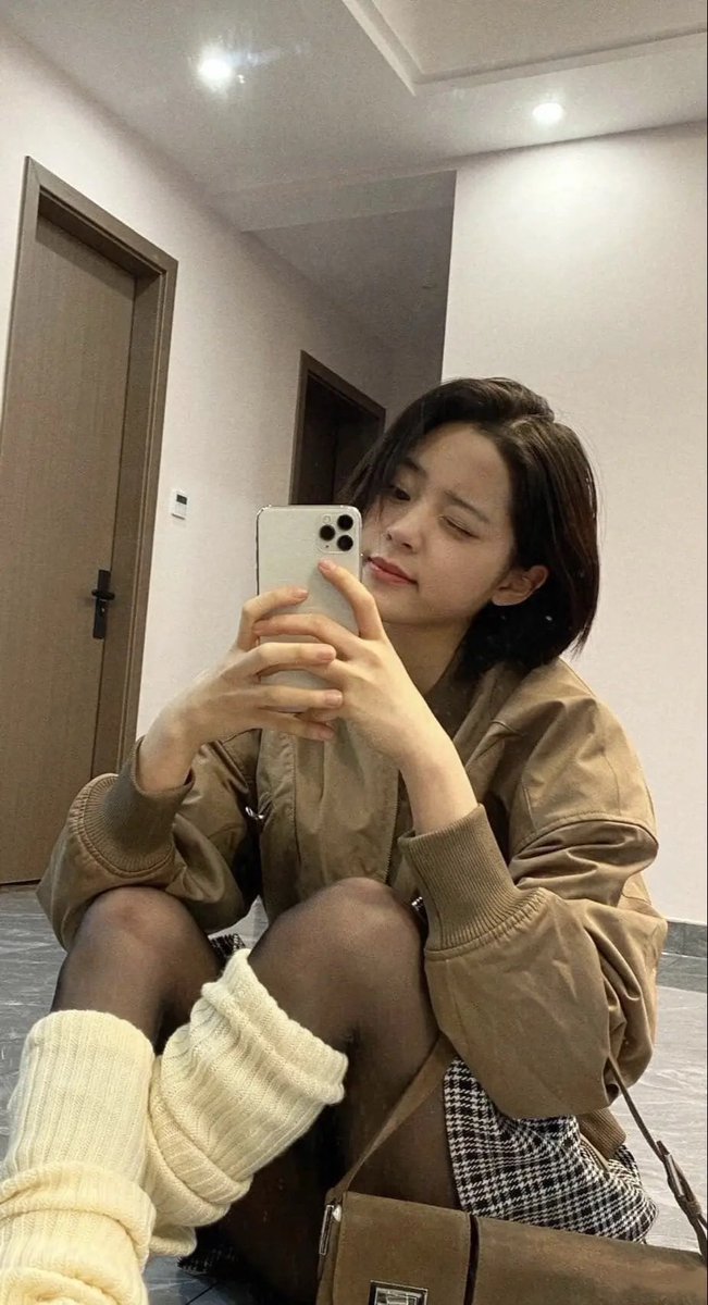 看看欧阳娜娜的丝袜搭配 https://t.co/EMxHBnhqlh