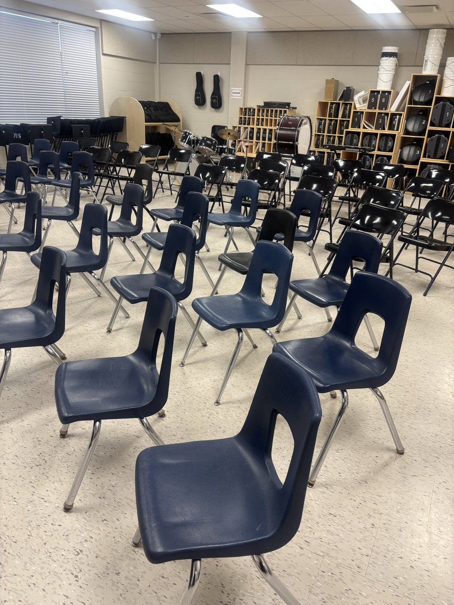MusicAtSAC's tweet image. A great problem to have….where to put them all? First band rehearsal with everyone together! We start with sectionals to make learning a positive experience with attainable goals.