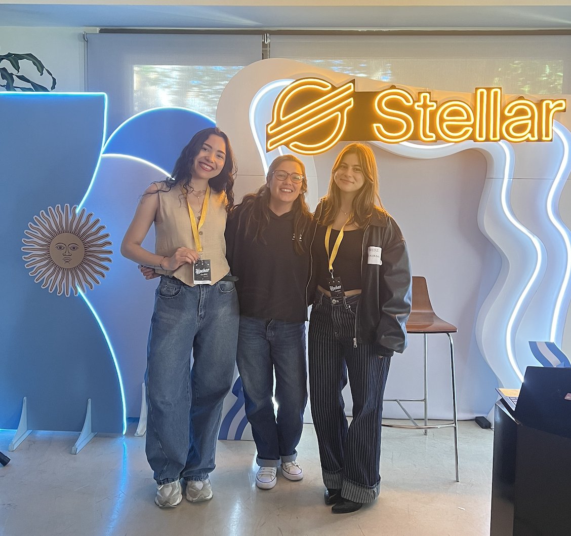 nicolesikorskii's tweet image. Ayer dimos inicio a la Stellar Week con el Stellar Lab 💫
Un bootcamp increíble con el Core Team, founders y devs del ecosistema, lleno de charlas, aprendizaje y mucha energía builder.
#StellarWeek #StellarLab #StellarHack #Blockchain  #Builders #WomenInBlockchain