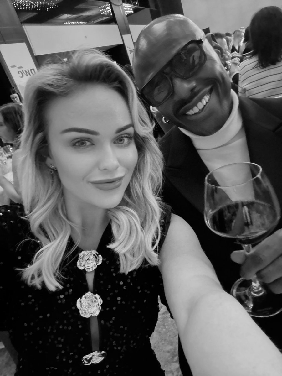 Beautiful wife amazing life . ❤️❤️