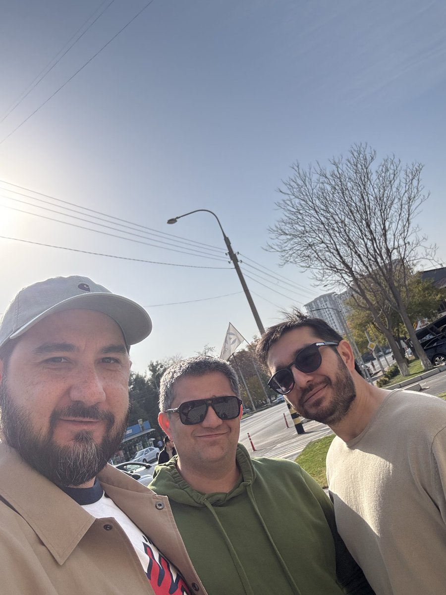 Do‘stsiz boshim – tuzsiz oshim 

<a href="/sarvarkarimovic/">sarvarkarimov</a> <a href="/mirzashakhrukh/">Ganiev</a>