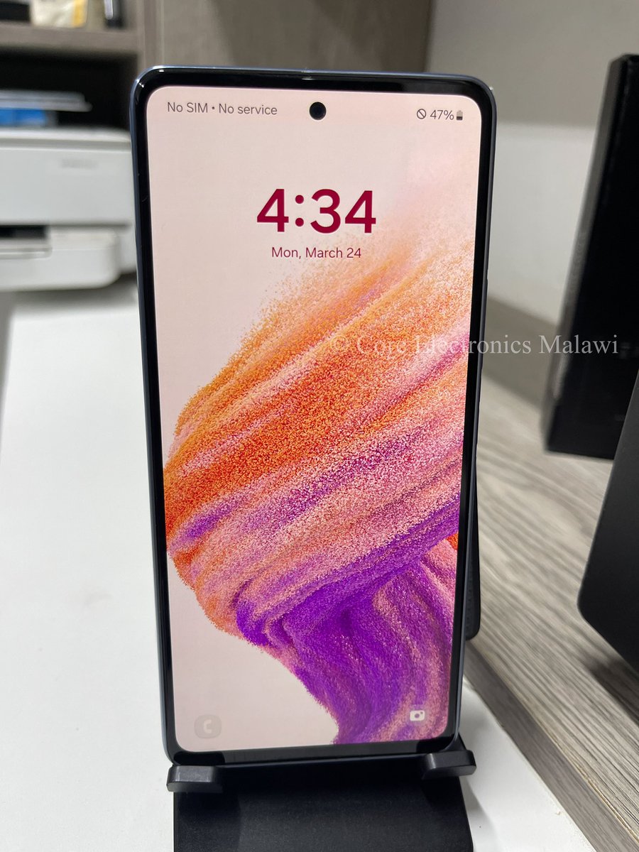 CoreMalawi's tweet image. Buy Samsung Galaxy A53 5G  | Colors (Blue) | 6.5″ Seamless Display | Exynos 1280 chipset | 5000 mAh battery | 128GB storage | 64MP Quad Camera | 6GB RAM | Going at K749,000.00 | Contact: ￼0995 47 01 74
#coreelectronicsmalawi #Samsung